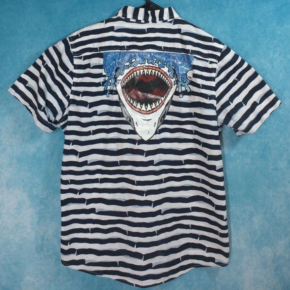American Rag Short Sleeve Button Up SHARK Shirt, Size Large